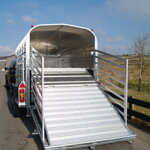 PREPRAVNÍK ZVIERAT NUGENT LS106 (L3018H) 3500 KG PREPRAVNÍK ZVIERAT NUGENT LS106 (L3018H) 3500 KG